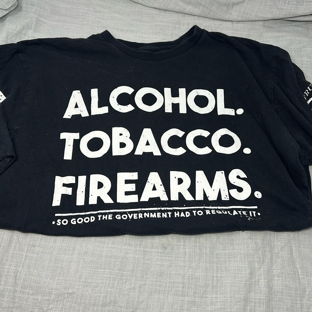 Grunt Style Men’s Large black short sleeve Alcohol. Tobacco. Fire Arms. Shirt
